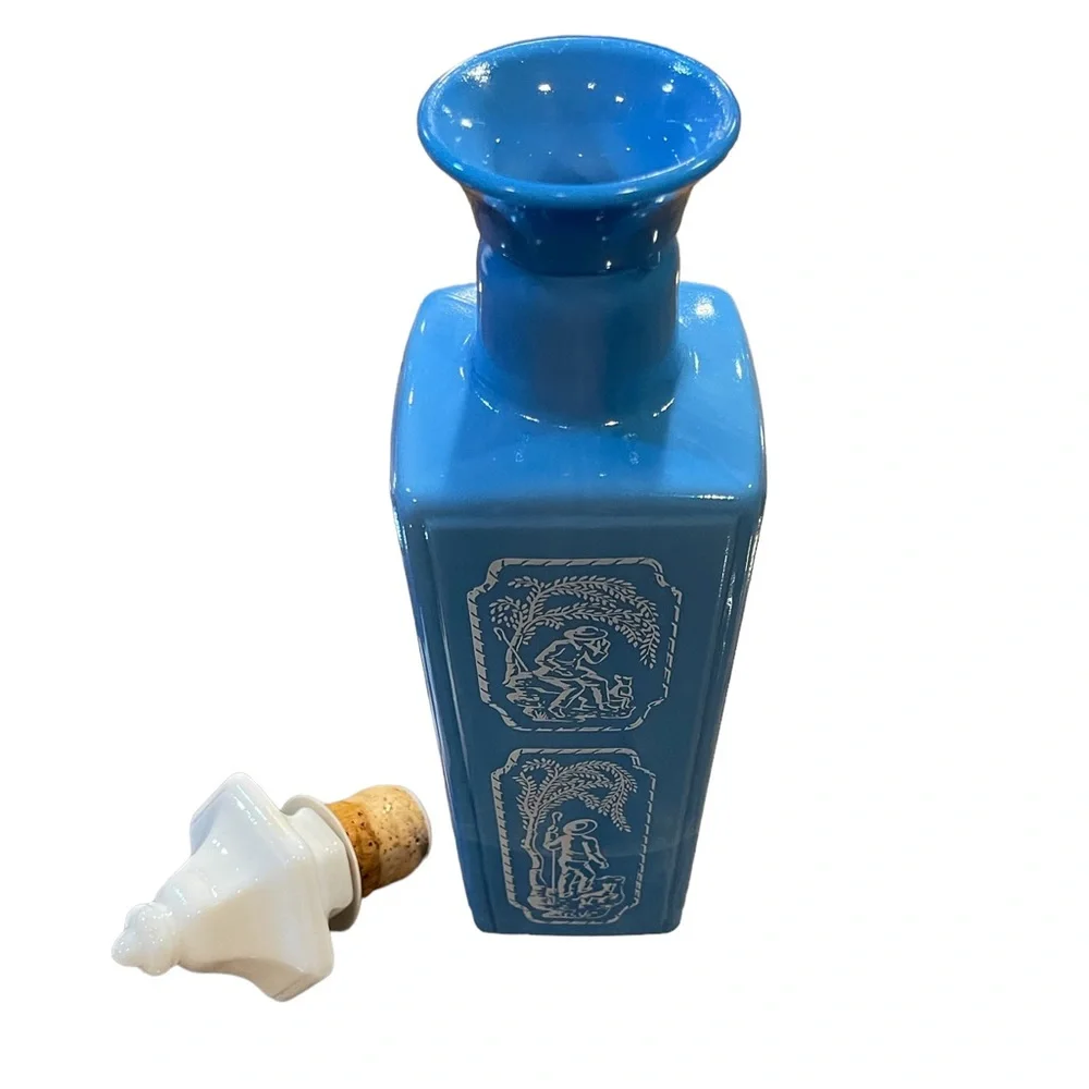 Vintage Blue & White Milkglass‎ Decanter Milk Glass Jim Beam Barware
